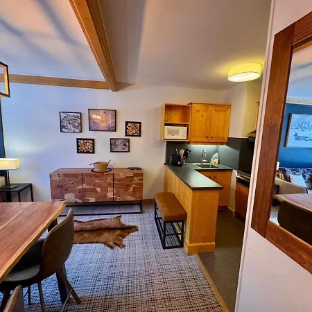 Bright & Spacious 1 Bed - Arc 1950 - Sources De Marie